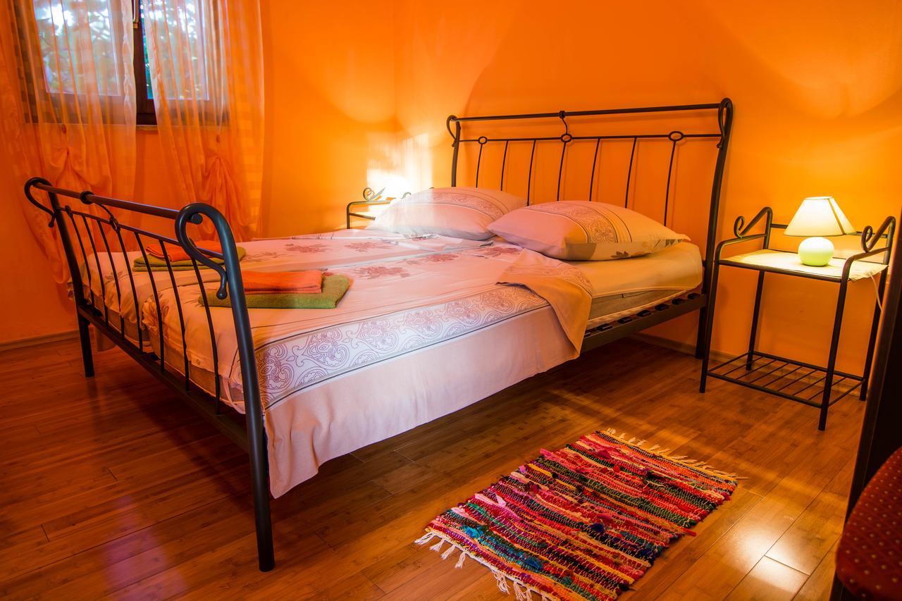 Apartments Angela 1711 Rakalj Εξωτερικό φωτογραφία